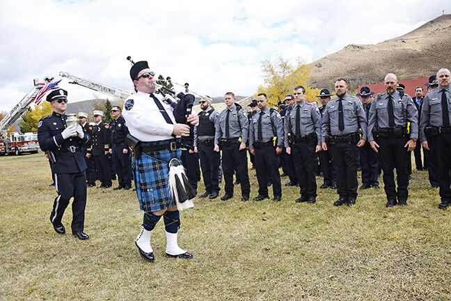 21-10-27 Mike Crawford Memorial Police Chief 15 Roland.jpg
